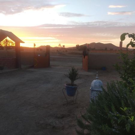 Maison Riad Tamarighte Merzouga Buitenkant foto